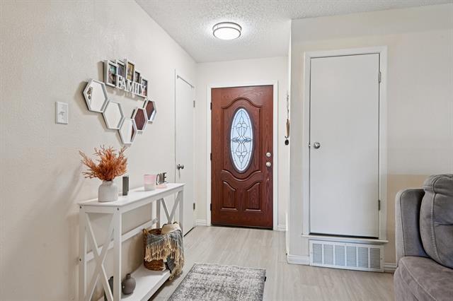 Photo - 2106 Avalon Ln