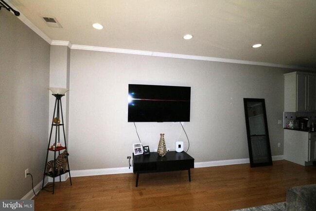 Photo - 2360 NJ-33 Unit 201