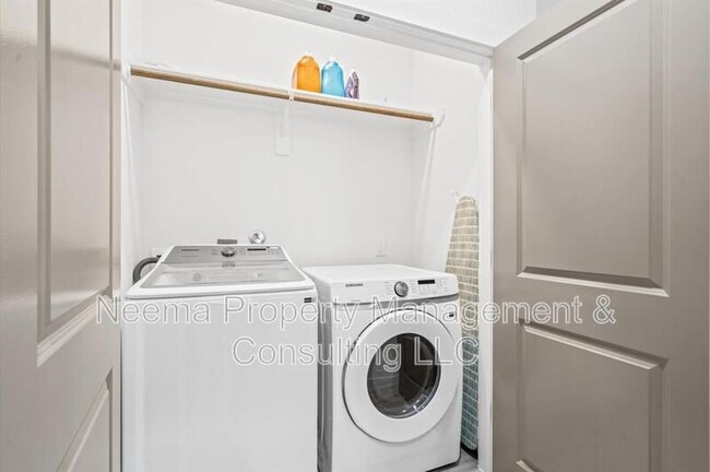 Photo - 6827 Cadillac St