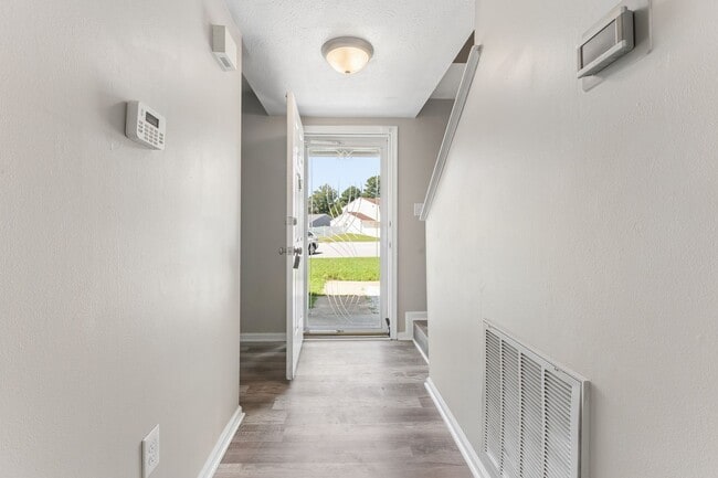 Photo - 5 Longleaf Ct