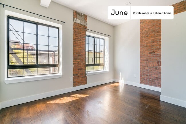 Room in Shared 4 bed/2 bath home in Bedford-Stuyvesant