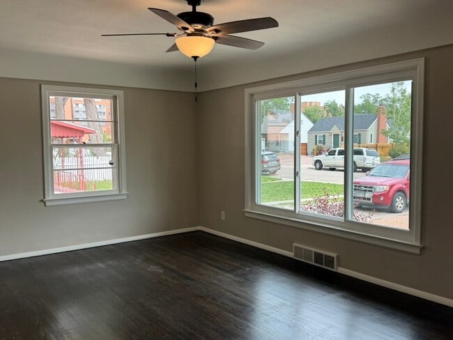 Photo - 2025 Wyoming Ave