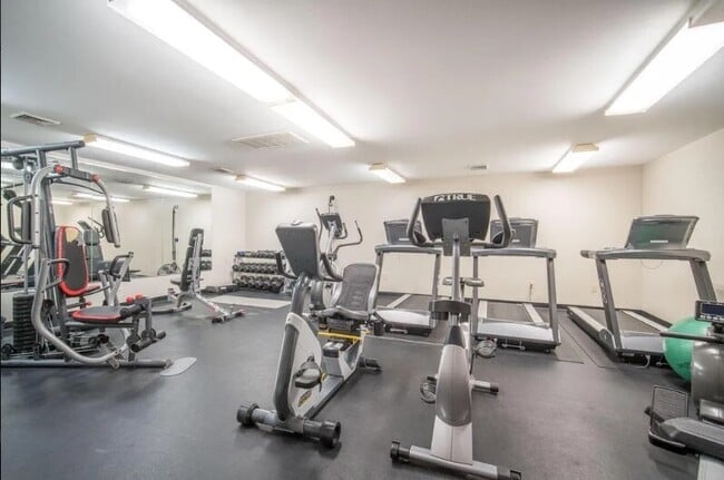 Photo - 1108 N Milwaukee St Unidad 110