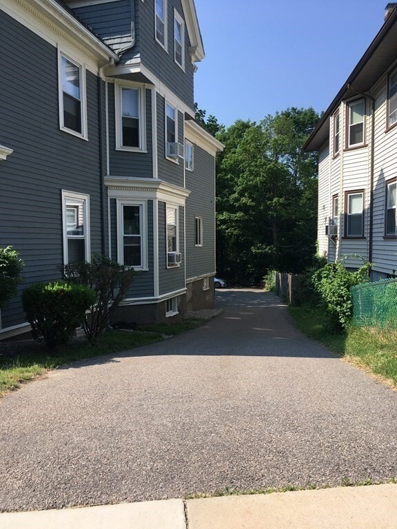 Photo - 1078 South St Unidad 1