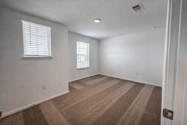 Building Photo - 14866 Ash Landing Dr