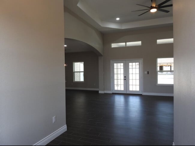 Photo - 400 Pitaya Ln