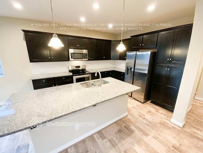 Photo - 9084 Aster St SE