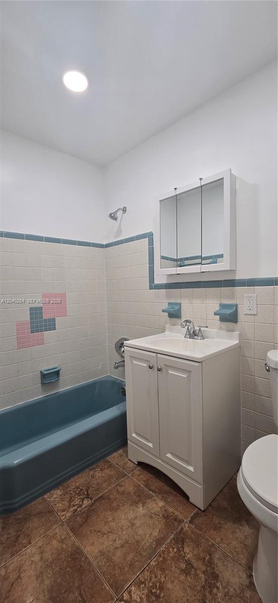 Photo - 201 SW 30th Ct Unit efficiency
