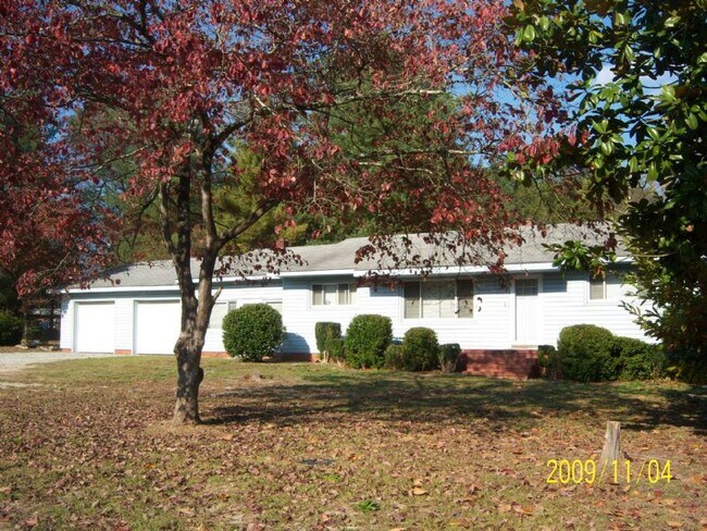 Photo - 2385 George Owen Road, Fayetteville, NC 28306
