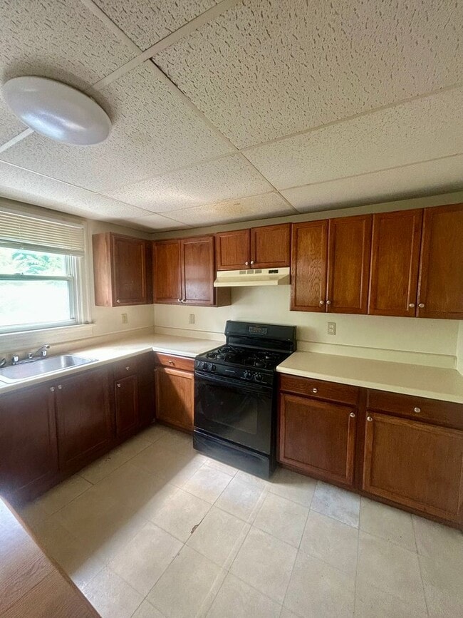 Building Photo - 156 Frank S. Brown Blvd Unit Apt 2