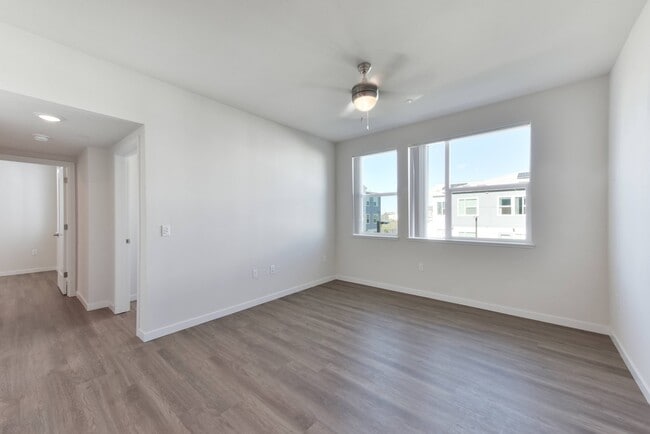 Lincoln Village Apartments