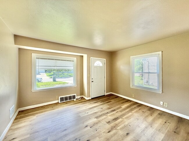 Photo - 1029 McKinley Ave
