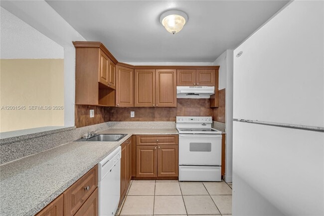 Photo - 9143 SW 77th Ave Unit B802