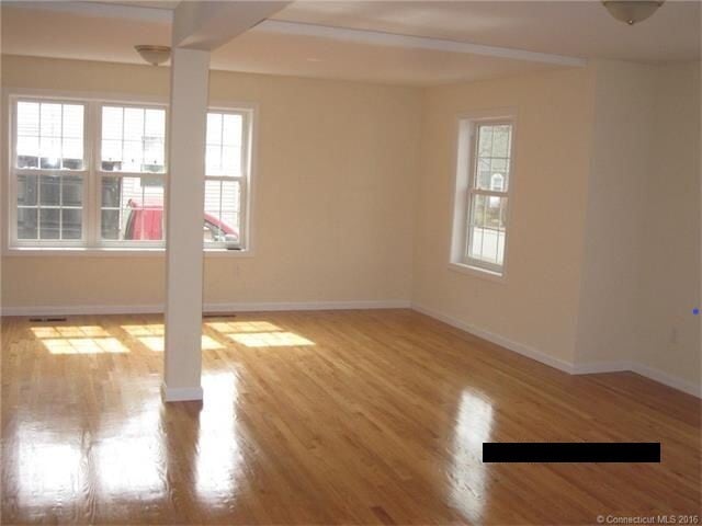 Photo - 77 Borrmann Rd