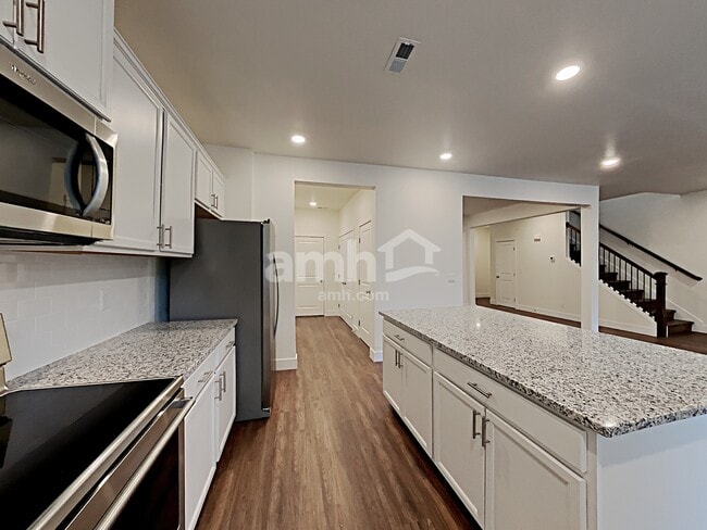 Photo - 12401 83rd Ave E