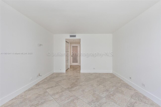 Photo - 6039 Collins Ave Unit 1415