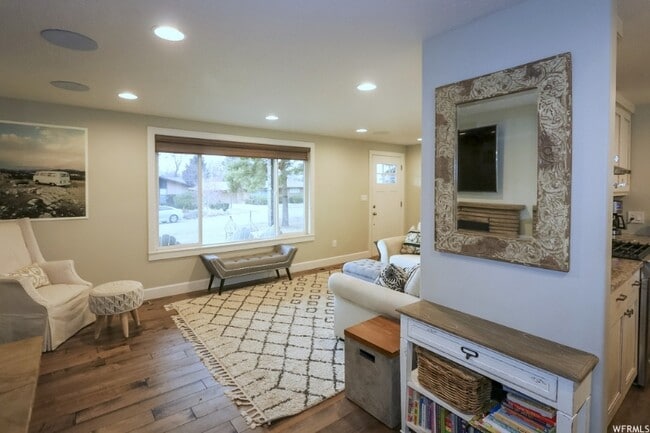 Photo - 3005 S Jonetta Dr