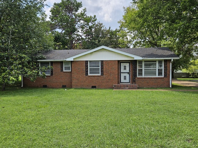 Photo - 1106 Bel Air Dr