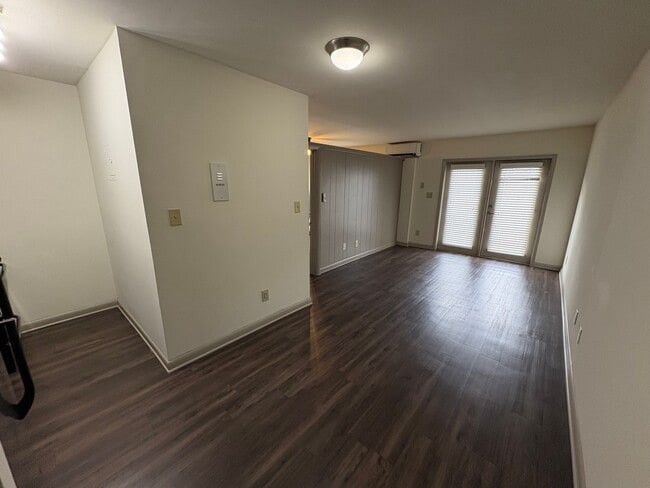 421 West