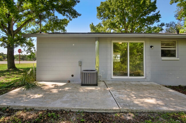 Photo - 6815 W Rich St