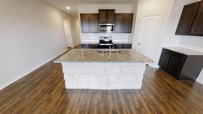 Photo - 359 Pronghorn Pl