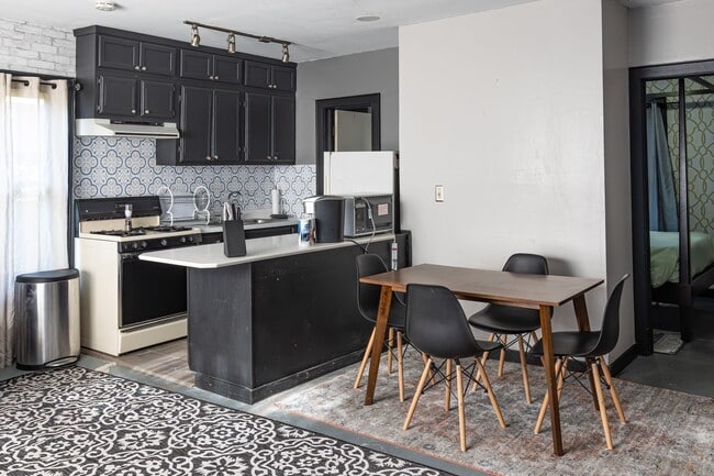 Photo - Fully Furnished Apartment in Historic Tracy Park