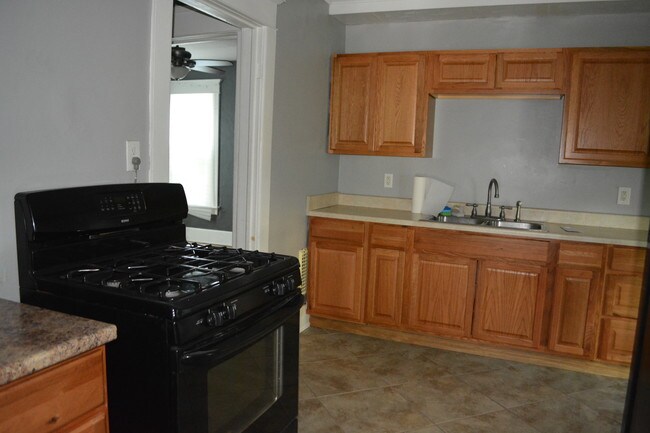 Cocina - 100 Butler Ave Unidad 1