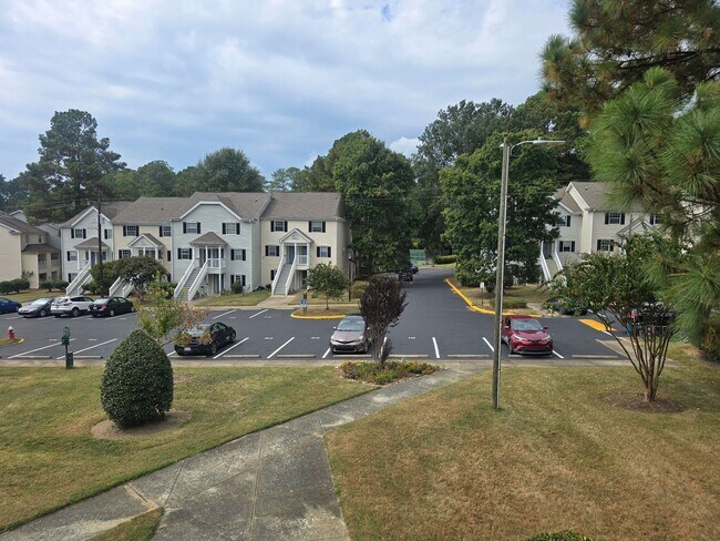 Photo - Convenient 2BR/2.5BA Condo in Chapel Hill