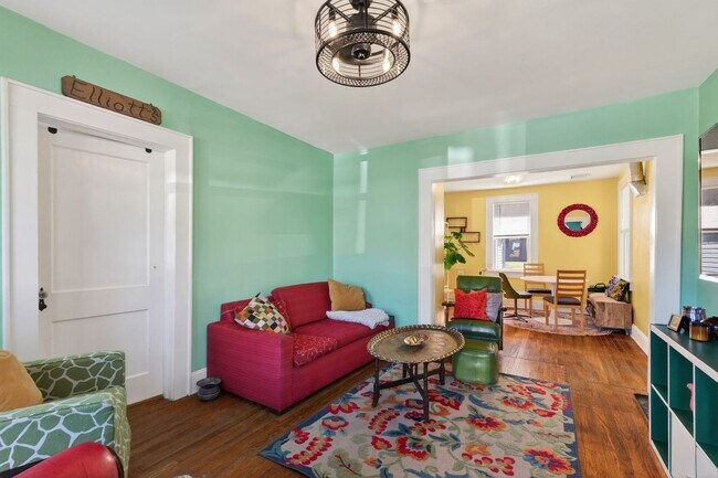 Photo - 777 Marvin Ave