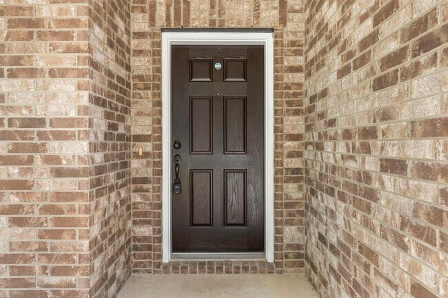 Photo - 18613 Falcon Pointe Blvd