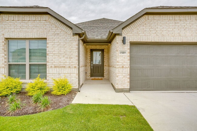 Photo - Brand New Build Near Alliance Airport!