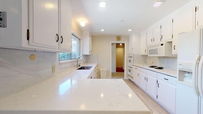 Photo - 1233 Levin Ave