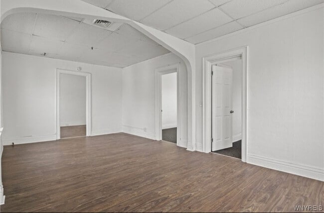 877 Prospect Ave