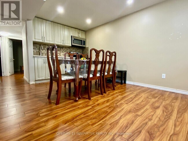 Photo - 45 Wharfside Ln