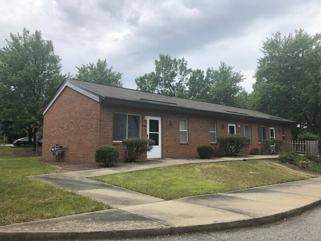 Photo - Cosmo & Lewis Estates