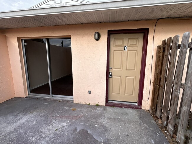 Photo - 5175 Quadplex