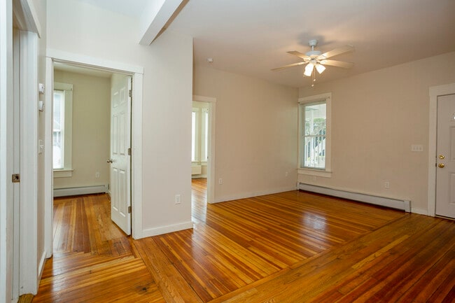 Photo - 73 Maple Ave