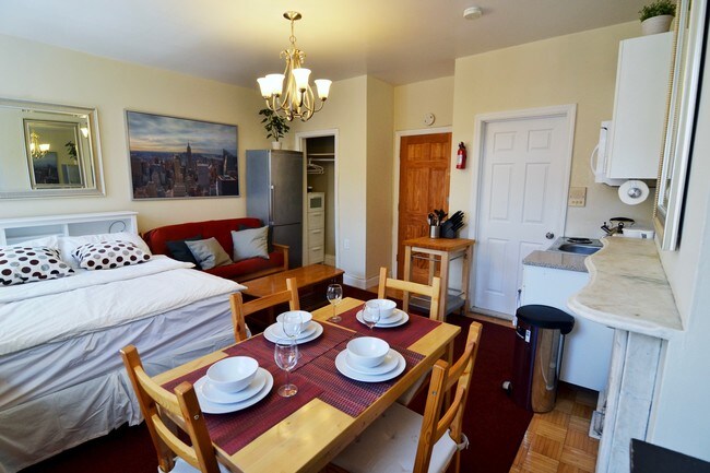 Photo - 13 St Felix St Unit Suite 3