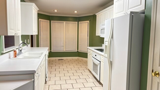 Photo - 11 Willow Tree Ct
