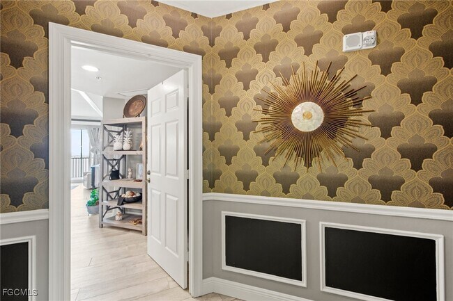 Photo - 2745 First St Unidad 1602