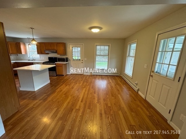 Photo - 841 Eastern Ave