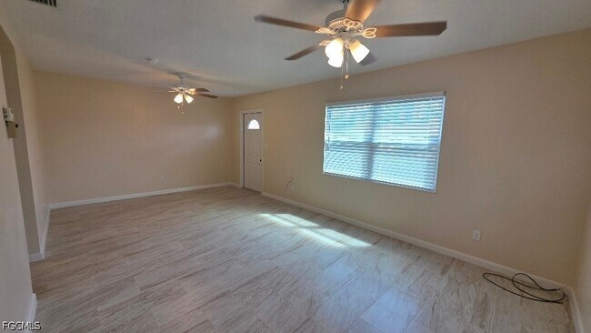 36 Pinewood Blvd