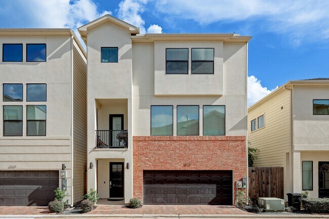 1016 Green Kensington Dr