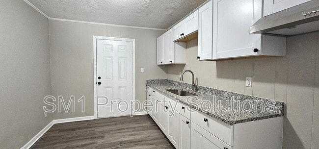 307 N Hall St Unit B