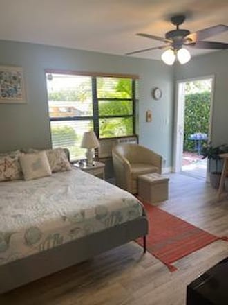 Photo - 4500 NE 5th Ave