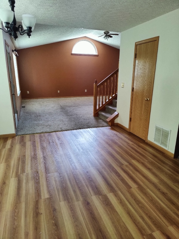 Photo - 3157 Hines Rd