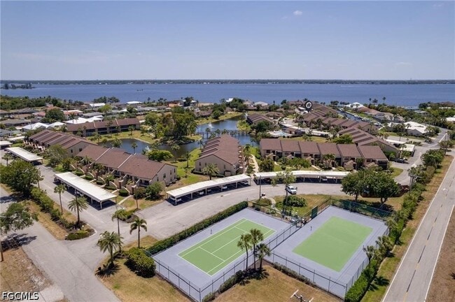 Photo - 15489 Admiralty Cir Unit 5