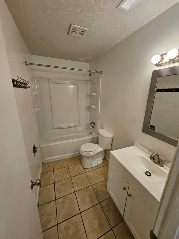 Photo - 2821 Club Plaza Rd Unit Apartment D