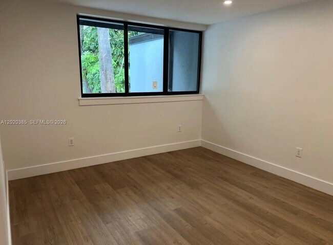 Photo - 16349 Ravenwood Pl Unit 16349