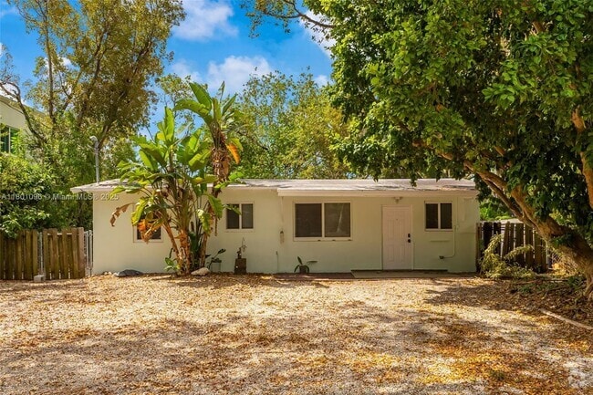 Building Photo - 7 Coral Dr Rental